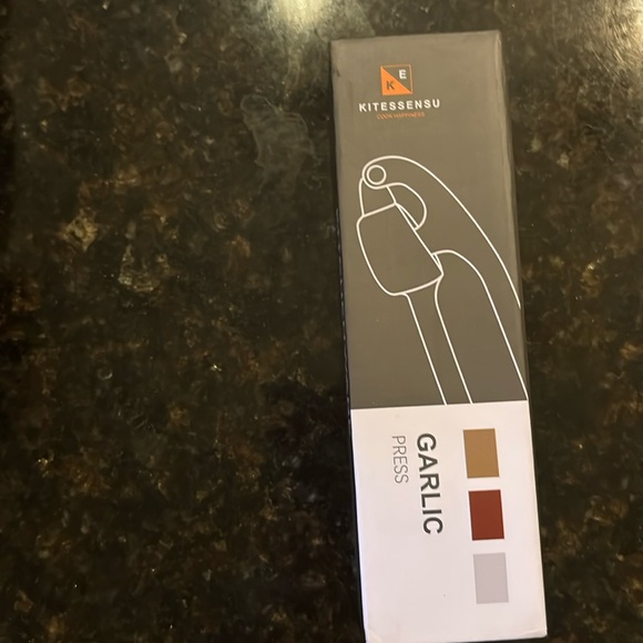 Garlic Press NIB - Picture 3 of 6